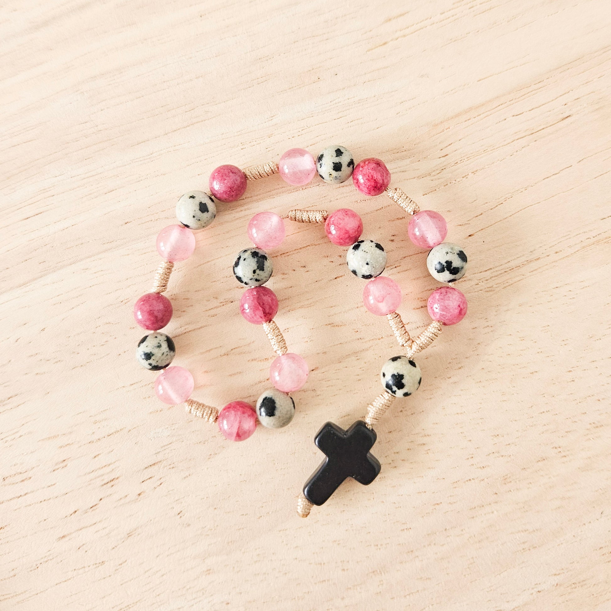 Koronka pokoju, modlitwa z Medjugorie, różaniec z kamieni naturalnych