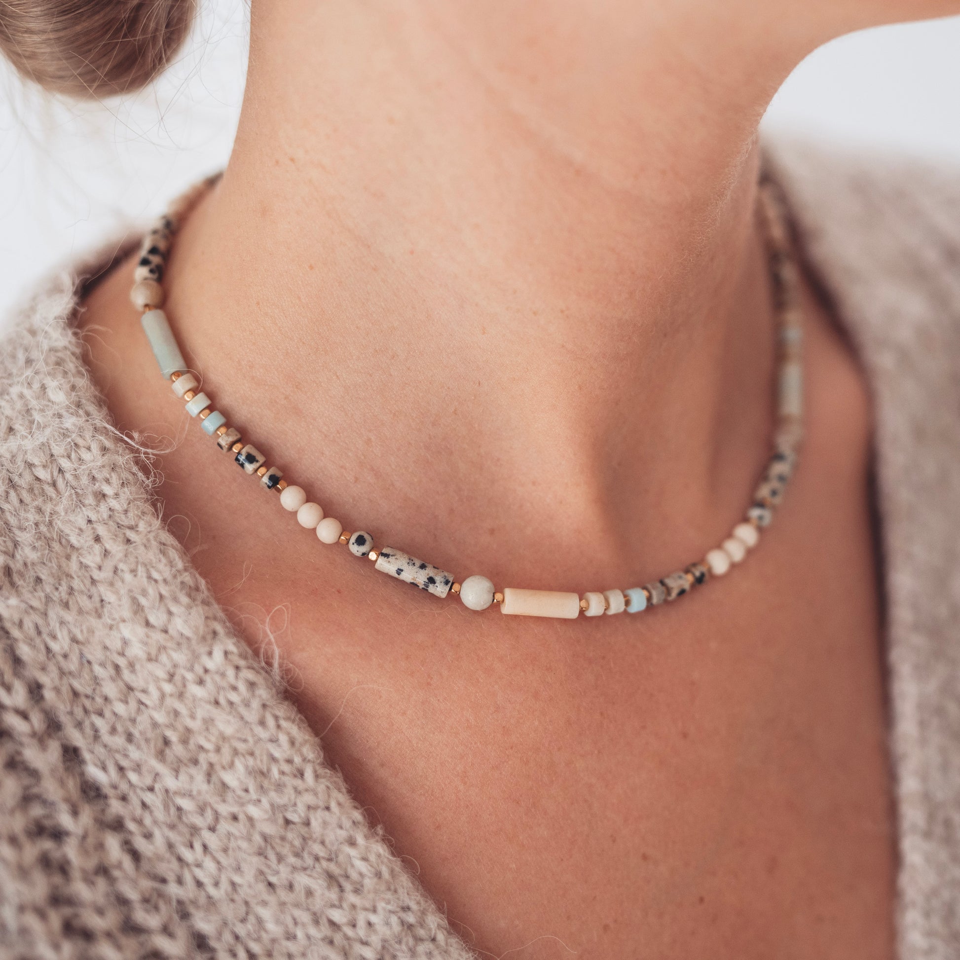 Naszyjnik z kamieni naturalnych Believy. Naszyjnik z amazonitu i jaspisu. Biżuteria na prezent, naszyjnik na Święta