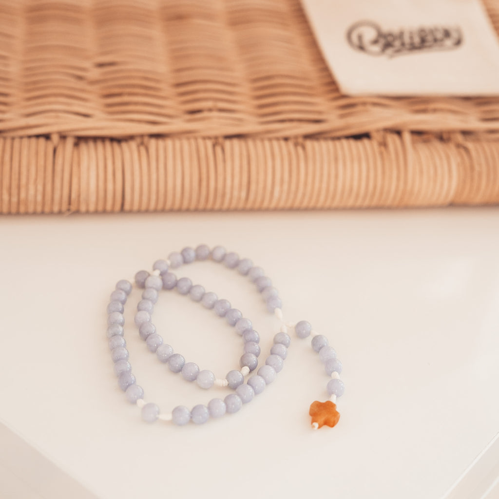 Różaniec z chalcedonu (średni)