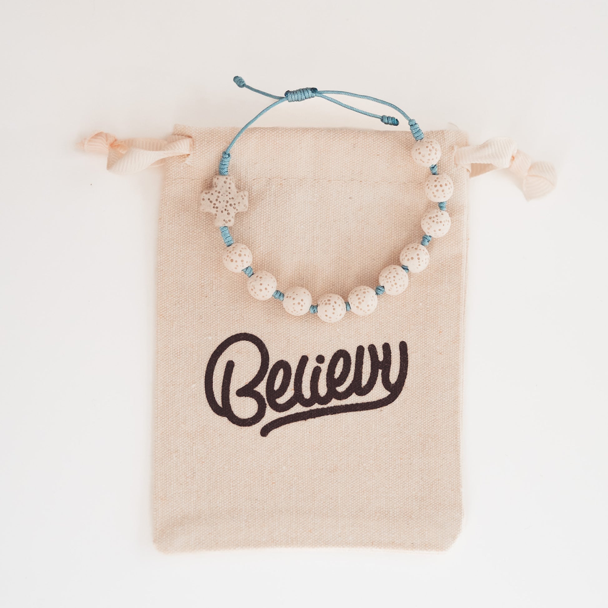 Różaniec na rękę z lawy wulkanicznej