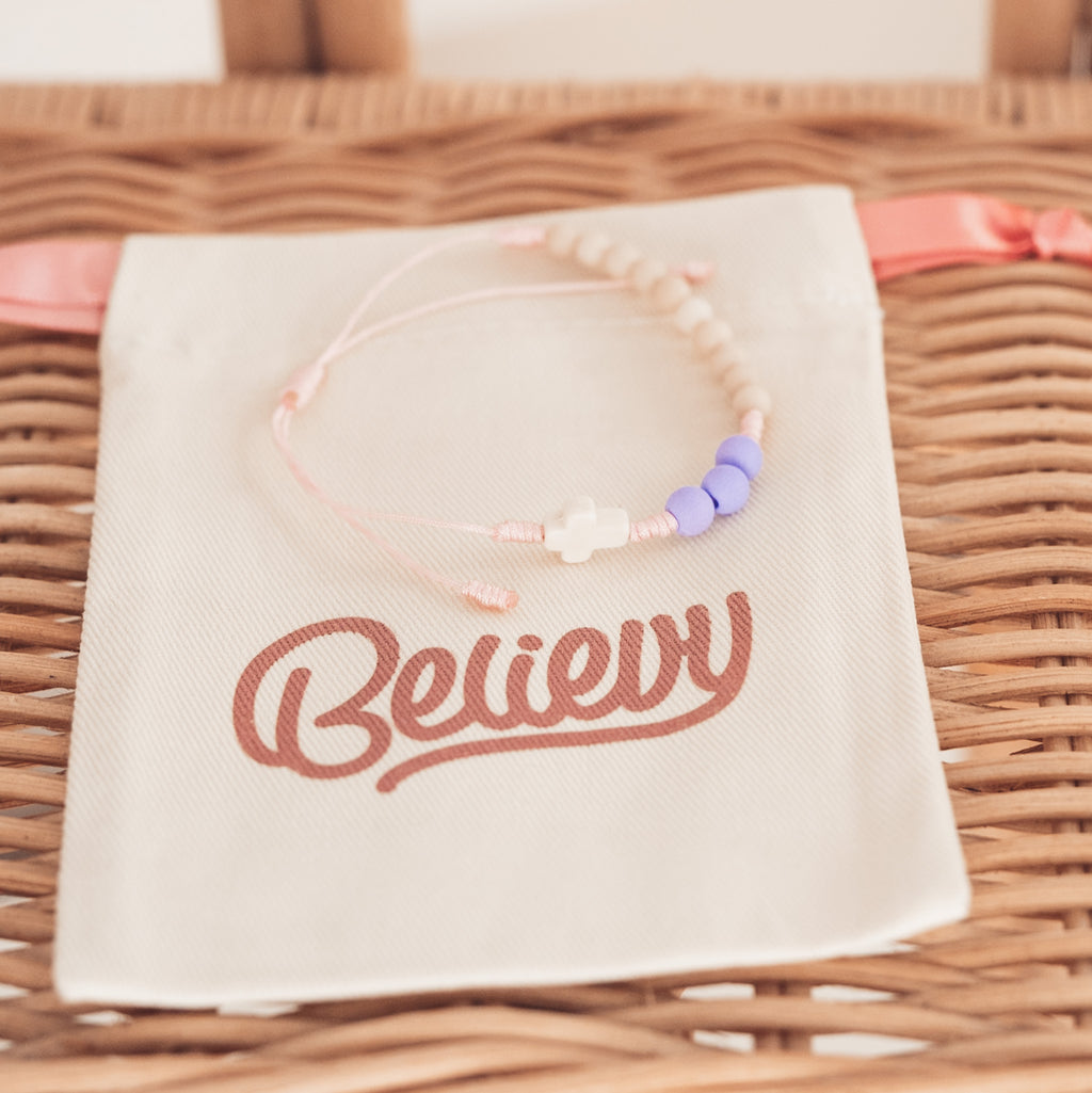 Różaniec na rękę z kamienia rzecznego