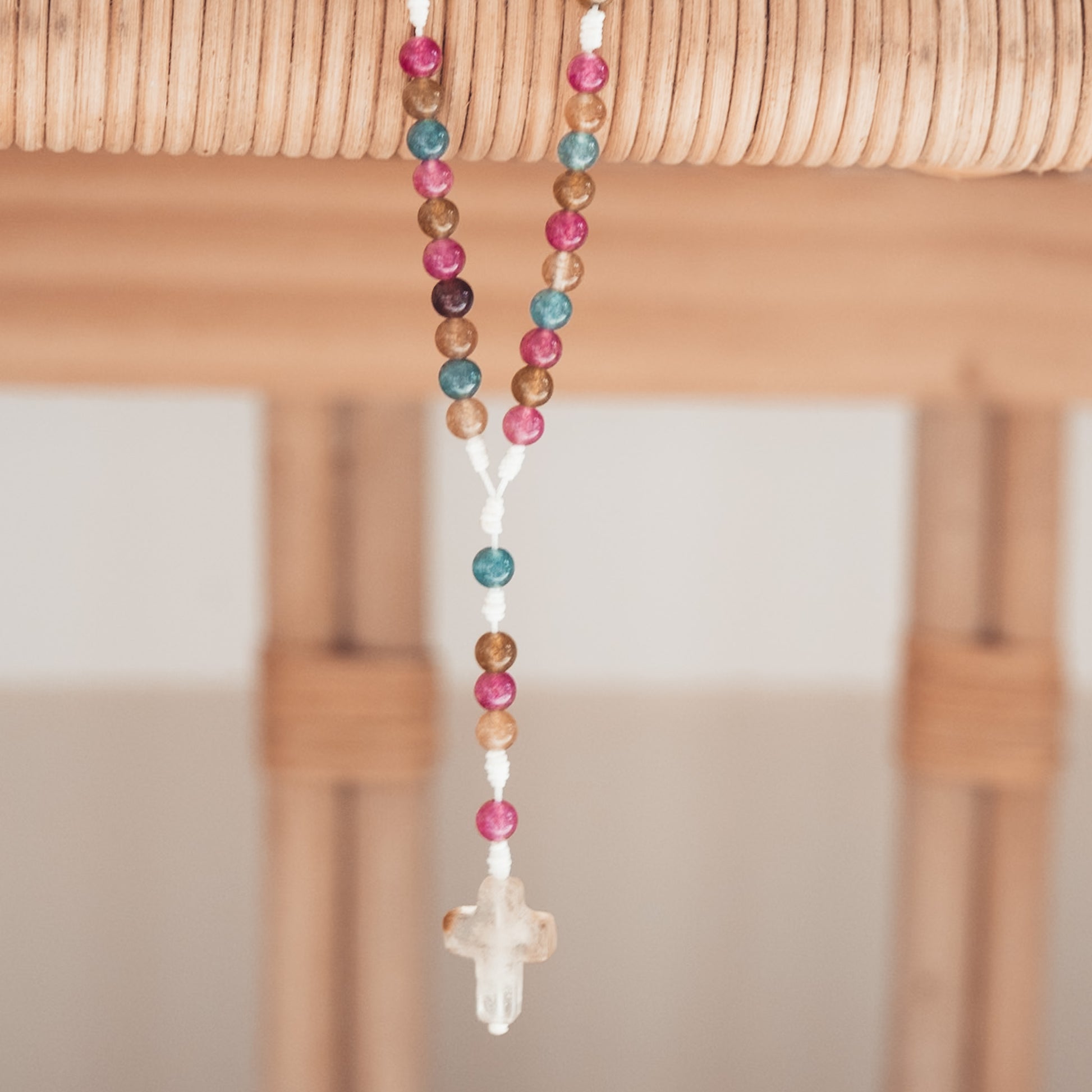 Różaniec z kolorowego turmalinu (drobny)