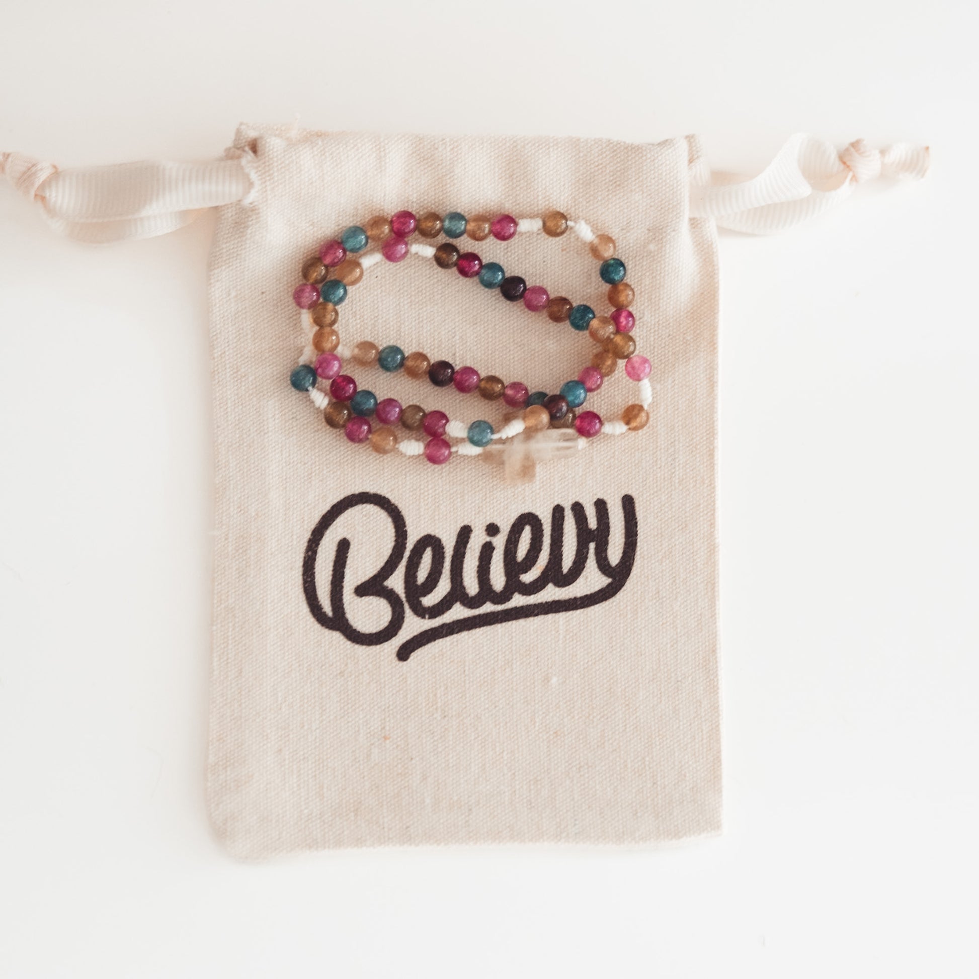 Różaniec z kolorowego turmalinu (drobny)