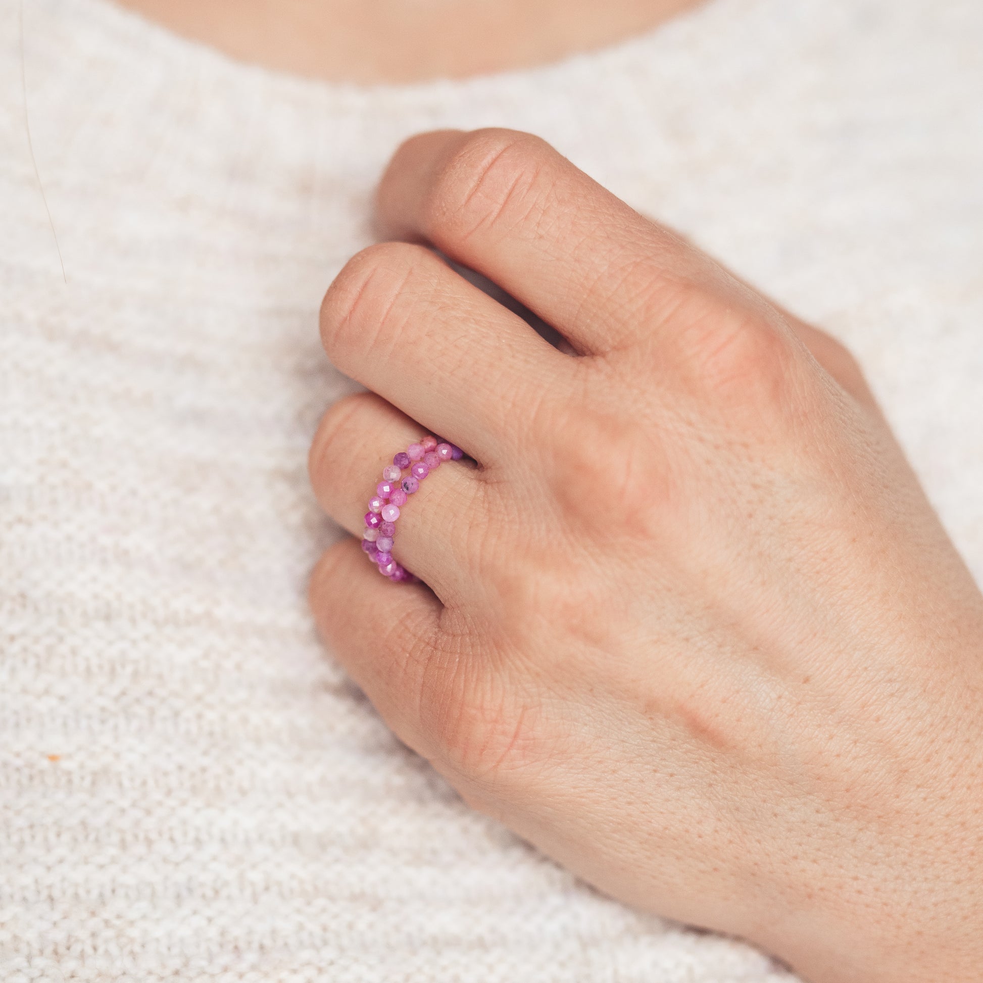 Pierścionek z rubinu