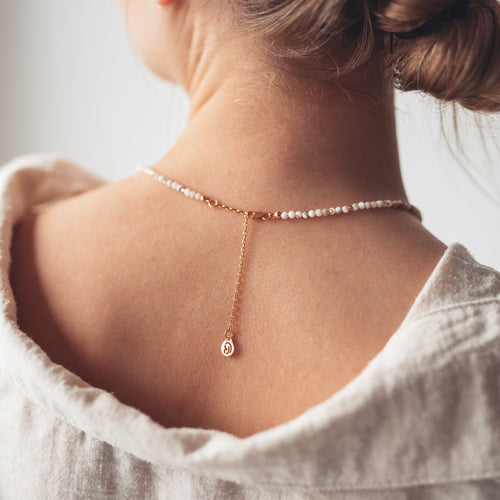 Naszyjnik Muszelki wybraną pozłacaną zawieszką