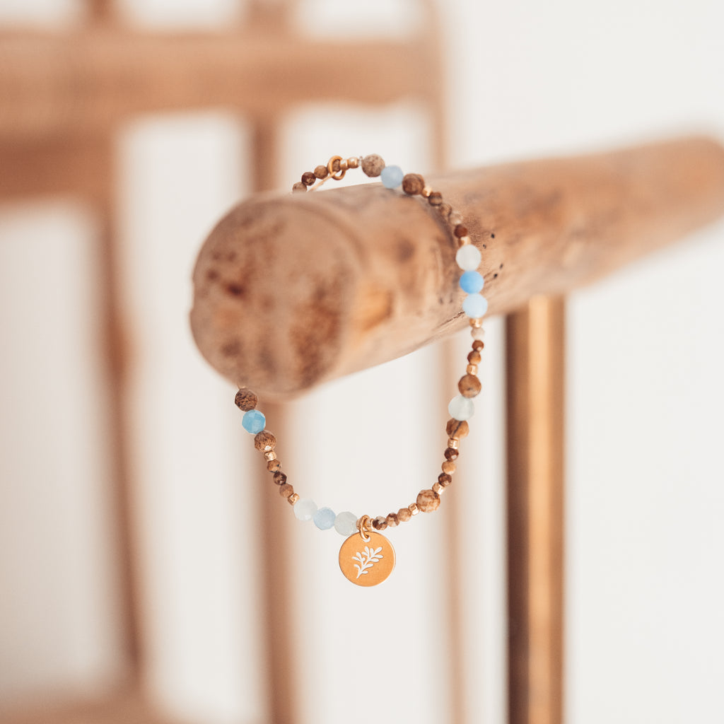 Bransoletka z kamieni naturalnych, bransoletka z jaspisu i akwamarynu z zawieszką, celebrytka, biżuteria na prezent