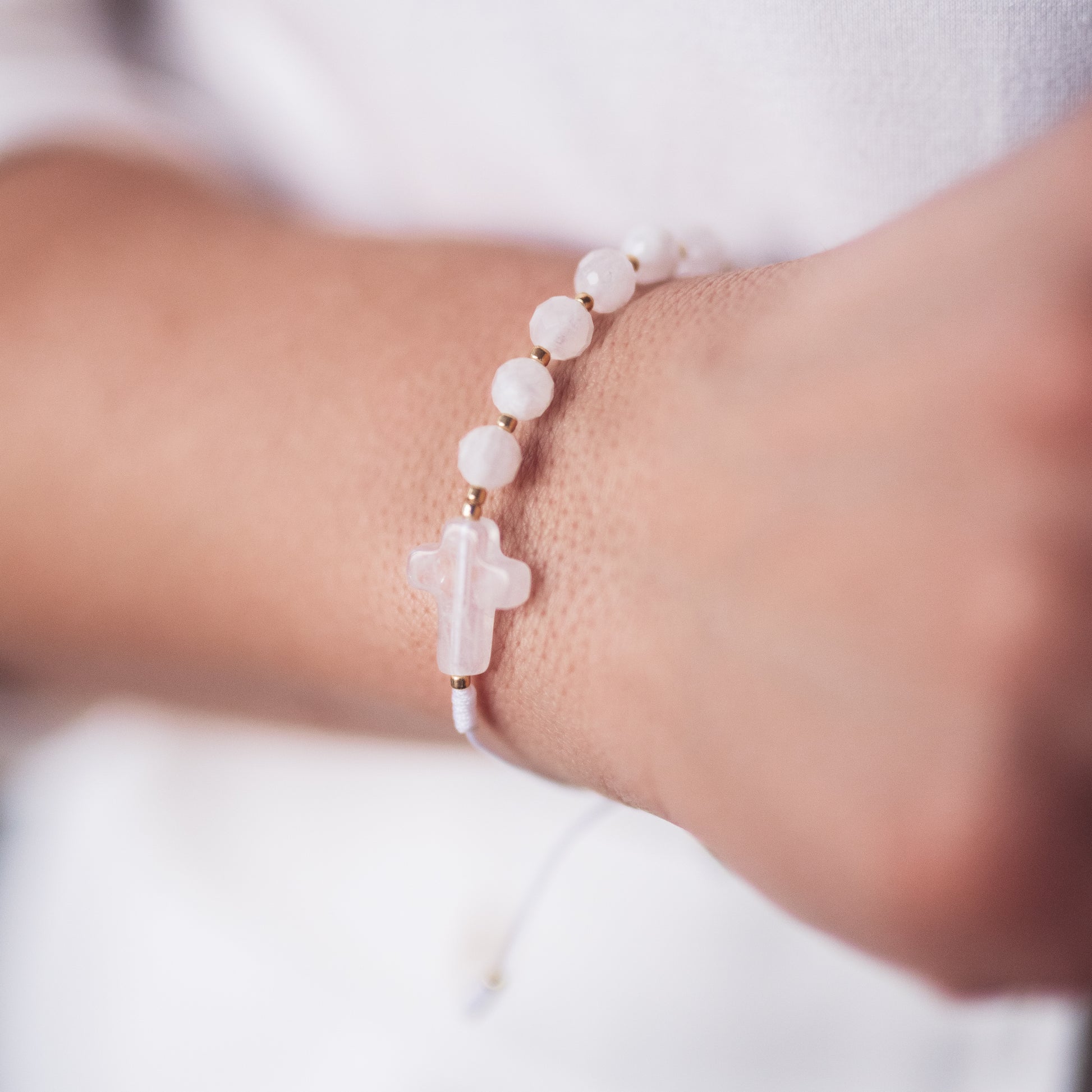 Różaniec na rękę z kamienia księżycowego