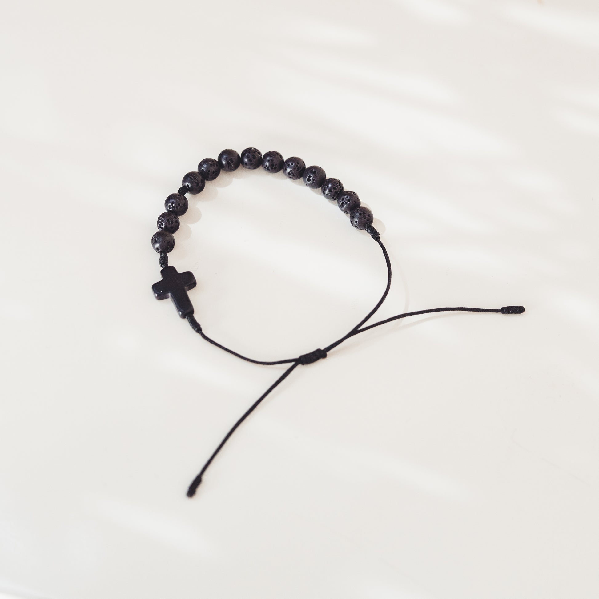 Różaniec na rękę z lawy wulkanicznej