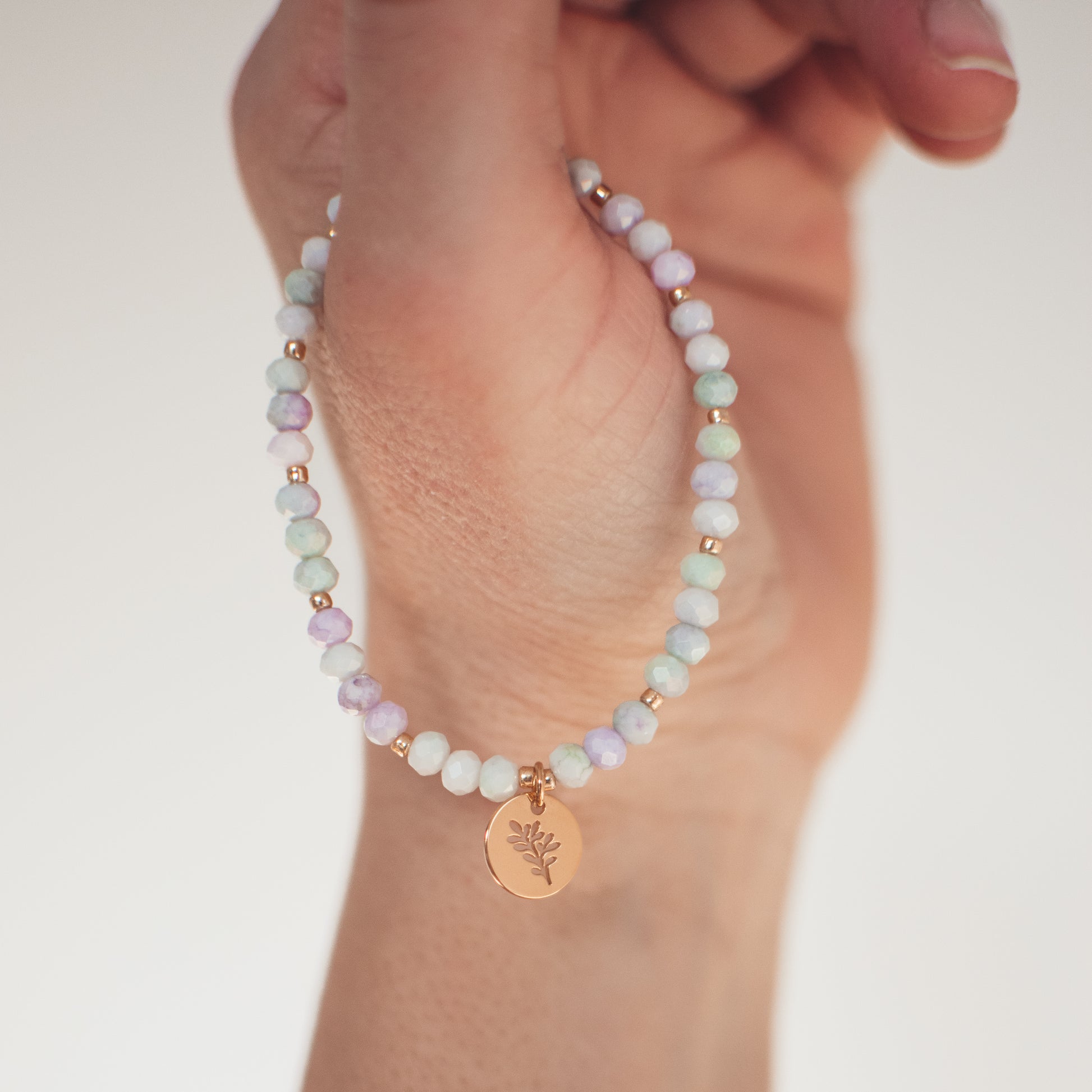 bransoletka z kryształków, celebrytka, bransoletka z zawieszką, biżuteria na prezent