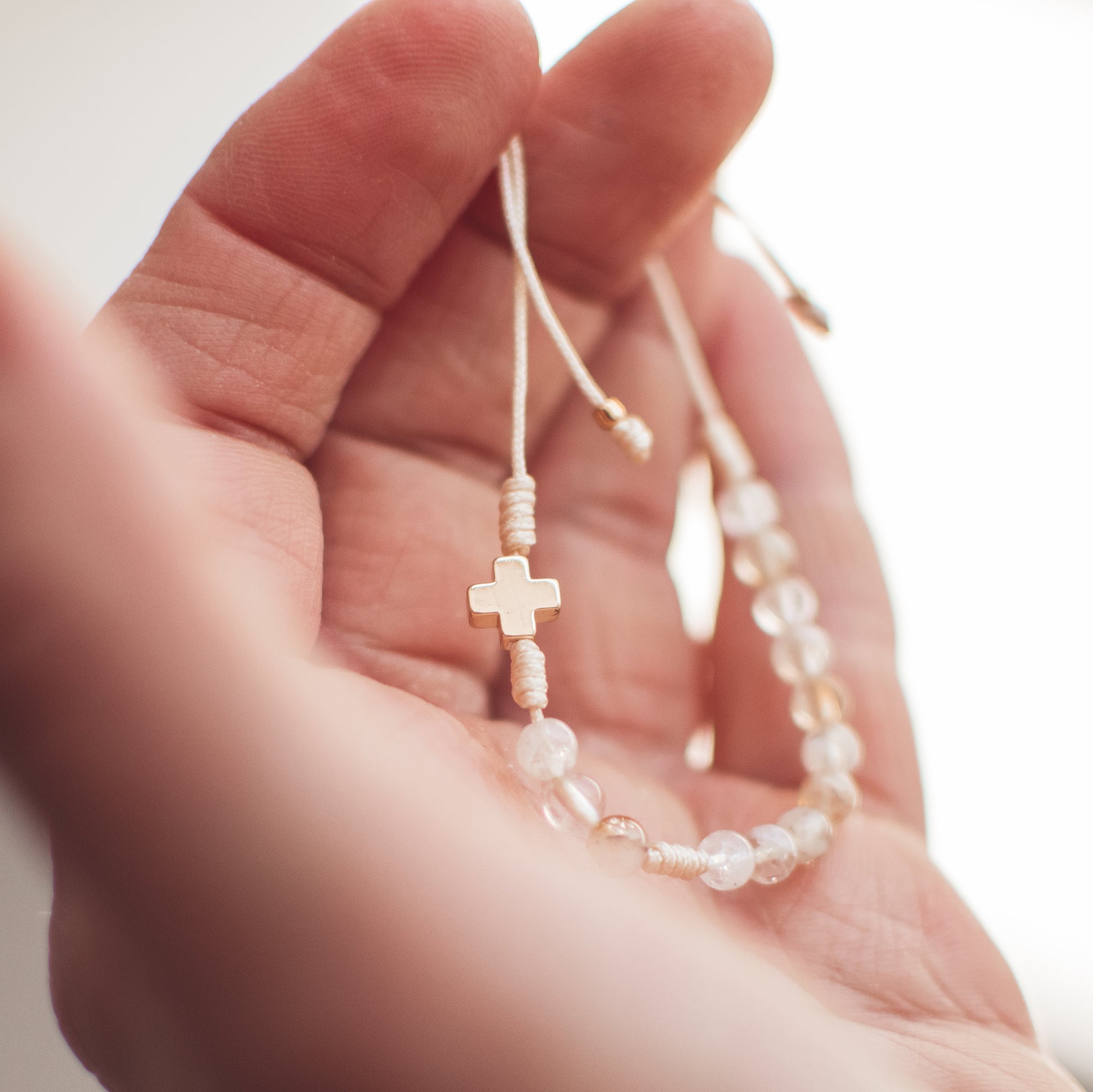 różaniec z kamieni naturalnych, różaniec z chalcedonu, dziesiątka różańca, prezent