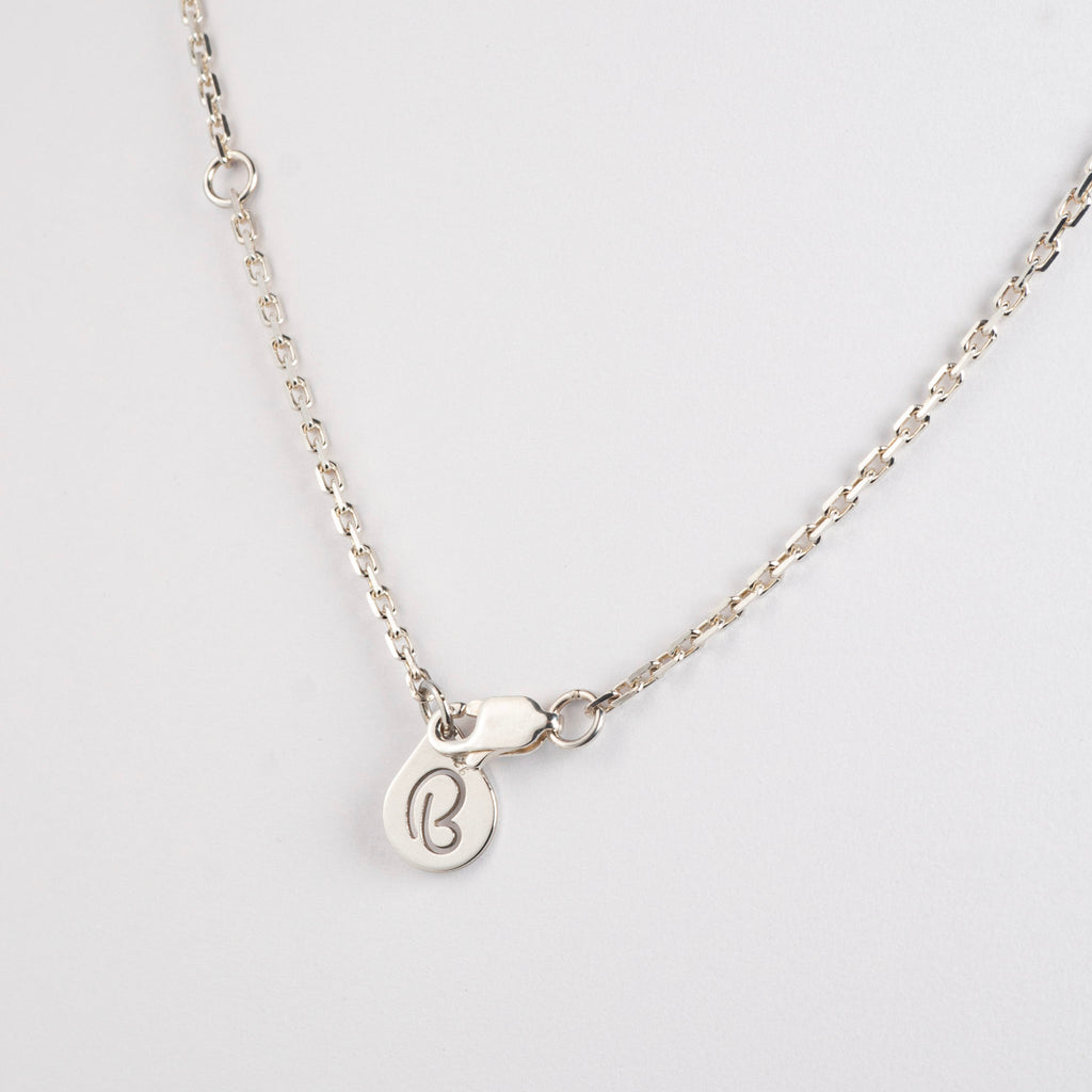 Srebrny choker z muffinką